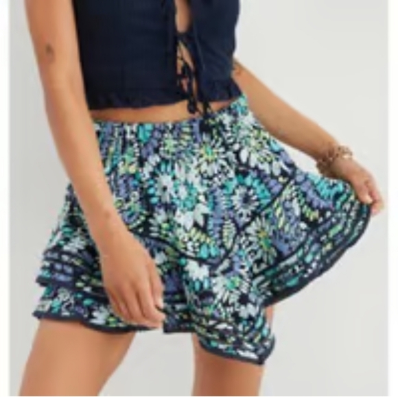 Aerie Womens Size Medium Rock N' Ruffle Floral Print Pull On Skort in Bl… - Picture 1 of 10